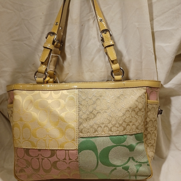 Coach patchwork tote - Picture 8 of 11